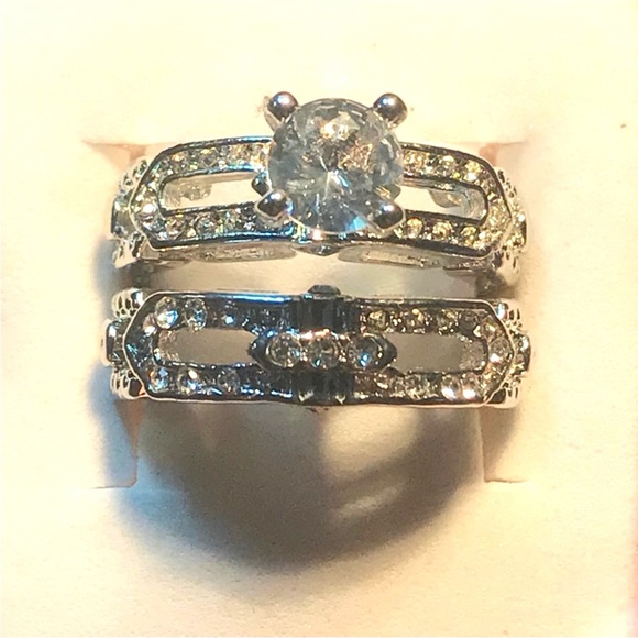 New Sterling silver white sapphire wedding ring set sizes 6.25 & 6.5 - Picture 1 of 9